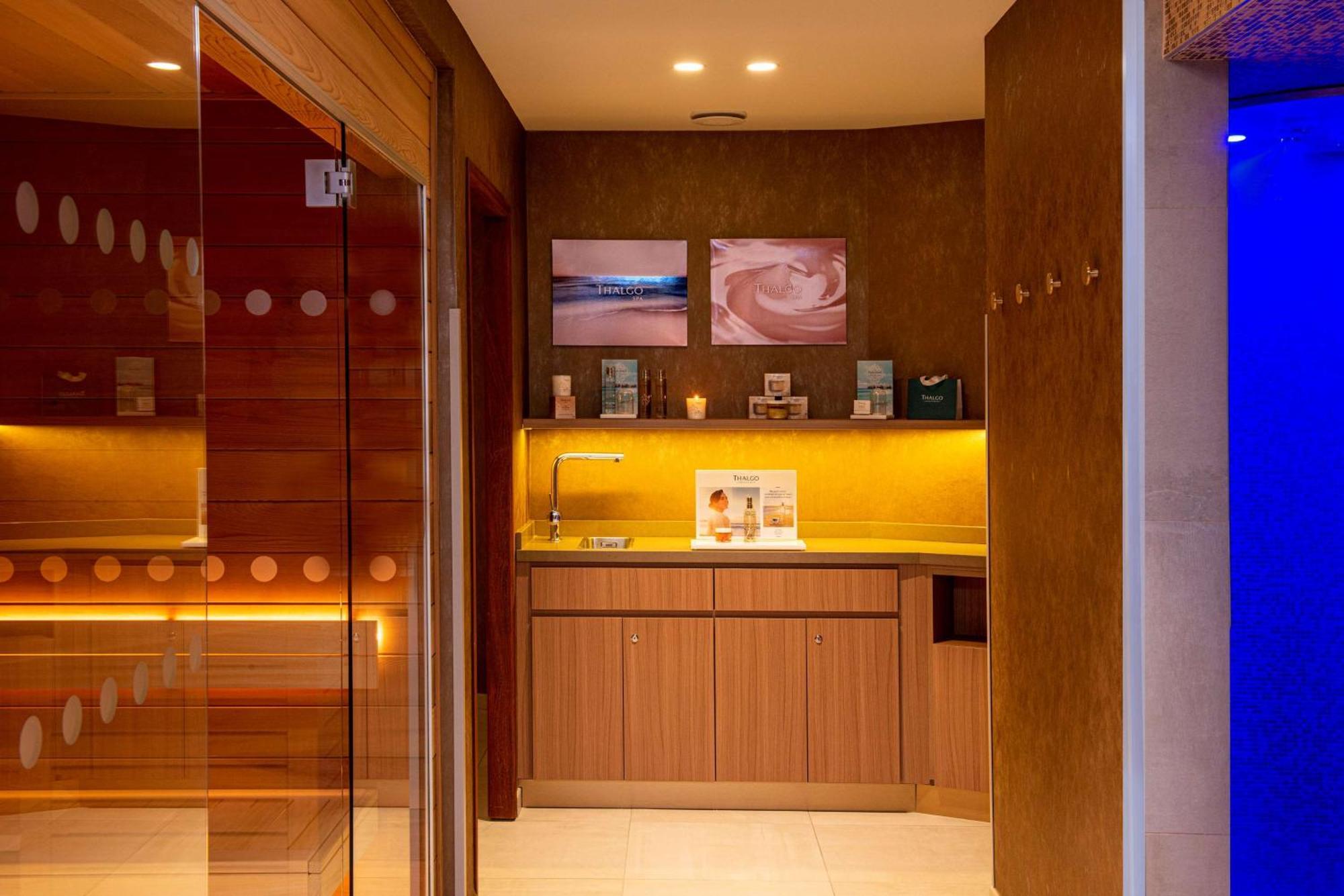 Radisson Blu Hotel, Rouen Centre Екстериор снимка